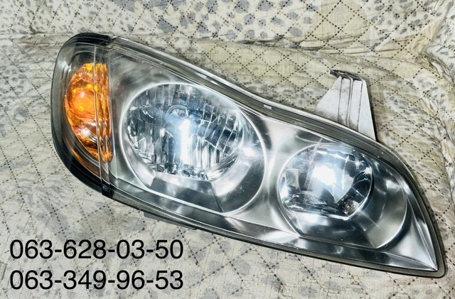 Фара комбинированная, передняя 260106Y585 NISSAN