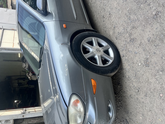 Габарит передний левый 261853Y500 NISSAN