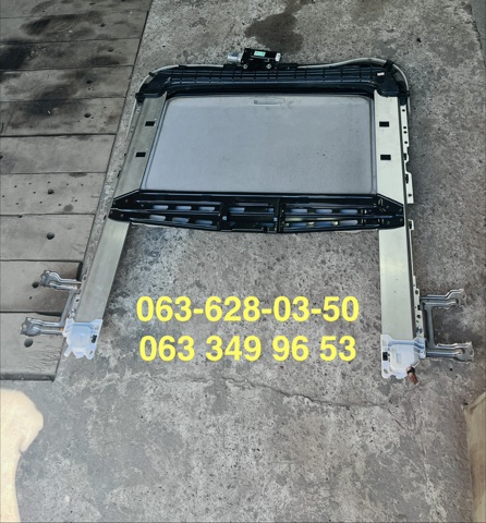 Люк в сборе 7871065J016GS SUZUKI