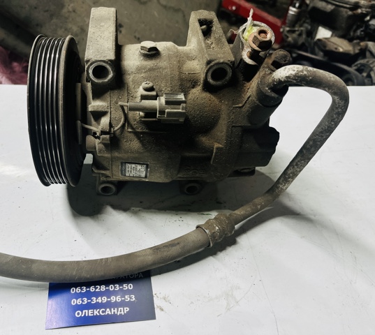 Компрессор системы кондиционирования 926002Y010 NISSAN