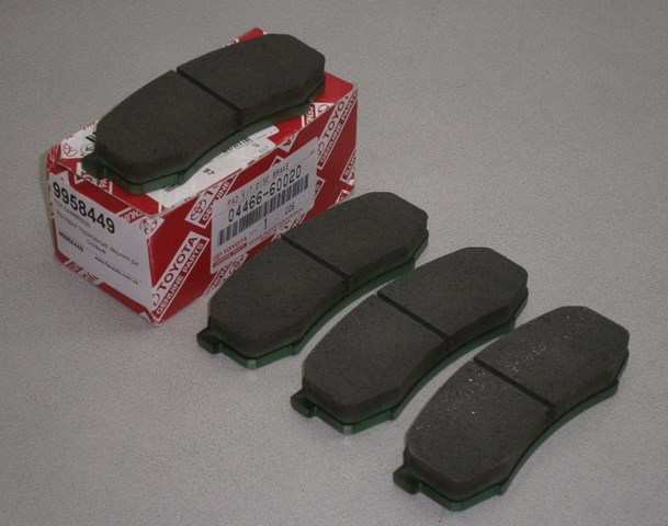 TOYOTA 0446660020 Колодки тормозные задние дисковые в наличии Каменское