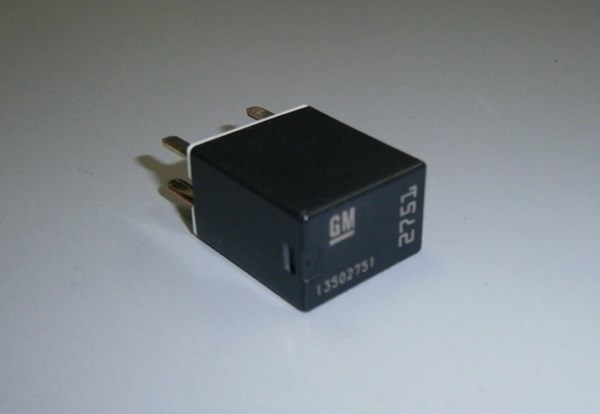 GM 13500126 Реле электрическое многофункциональное в наличии Ужгород