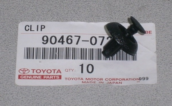 9046707211 TOYOTA Клипса молдинга лобового стекла купить в Житомир