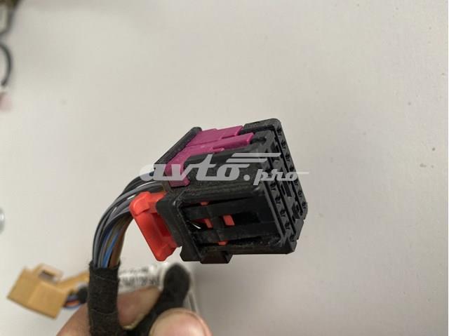 8K0972483 VAG купить в Полтава