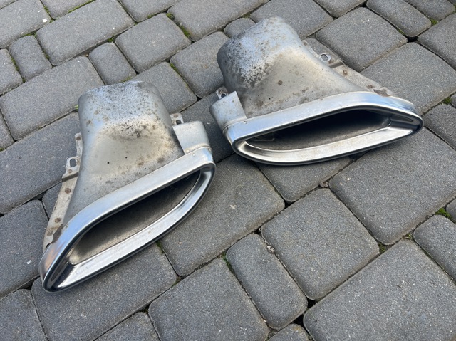 Наонечник глушителя A2054900400 MERCEDES