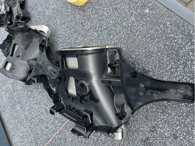 Кронштейн насадки глушителя A2238851502 MERCEDES