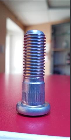 Шпилька ступицы колеса задняя Хонда Аккорд 7