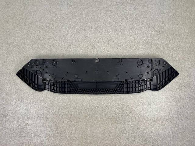 8W0807611A VAG Защита бампера переднего купить в Сумы