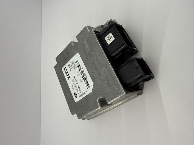 LR028871 LAND ROVER купить в Украина