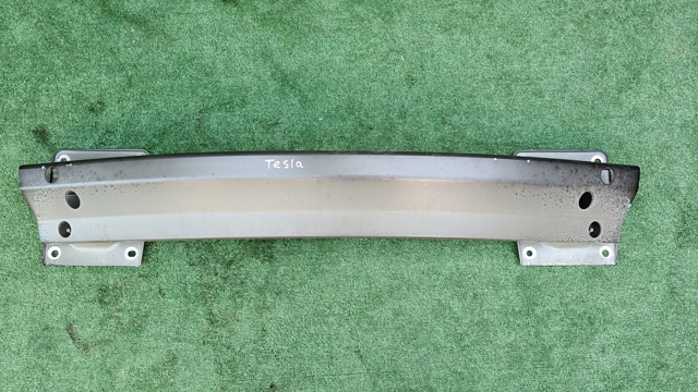 Буфер бампера заднего 109531400C Tesla Model