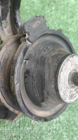 HYUNDAI 218122D000 в наличии Харьков