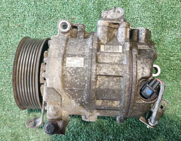 Компрессор климатической установки 4471808381 LAND ROVER