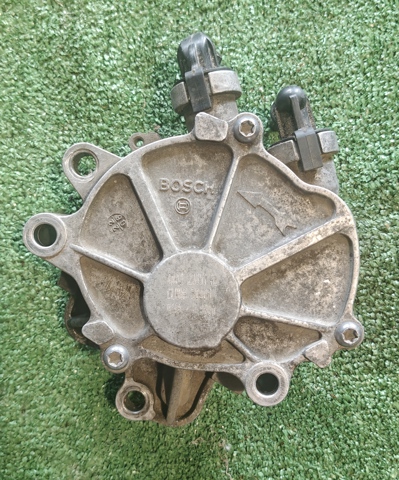 Вакуумный насос 4R8Q2A451AE LAND ROVER