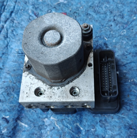 600636300C TESLA Блок АБС купить в Одесса