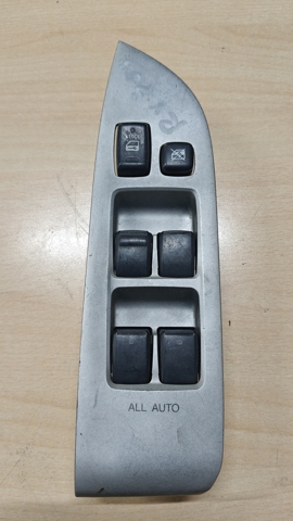 Кнопки переднего левого стекло подъёмника 8404048140 TOYOTA