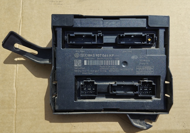 Блок управления комфортом 8K0907064KP VAG