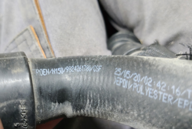 9824261780 PEUGEOT Шланг (патрубок) радиатора охлаждения верхний купить в Чернигов