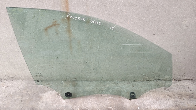 PEUGEOT 9825141180 Стекло двери передней правой в наличии Одесса