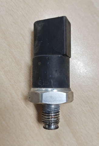 Датчик давления топлива Мерседес-бенц Спринтер 1 2-t