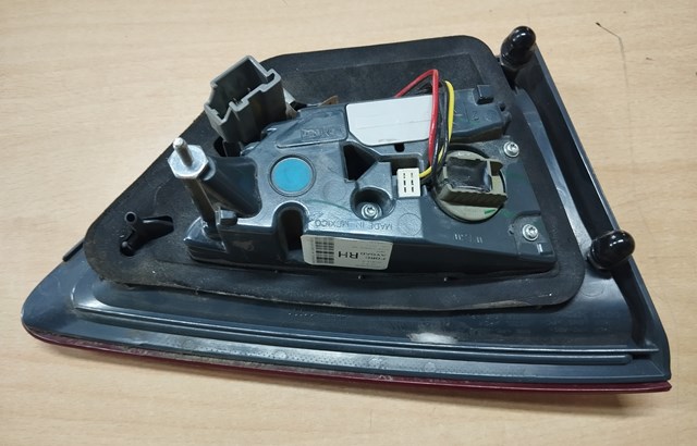 DS7313A602AD FORD Фонарь задний правый внутренний купить в Одесса