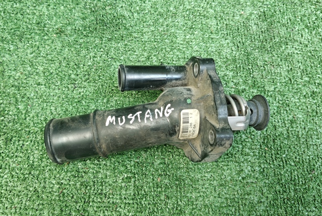 Термостат в корпусе FR3Z8575A FORD