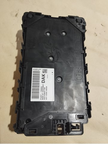 FU5T15604 FORD купить в Украина