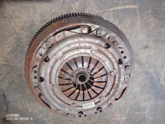 Демпферный маховик R90400169 OPEL