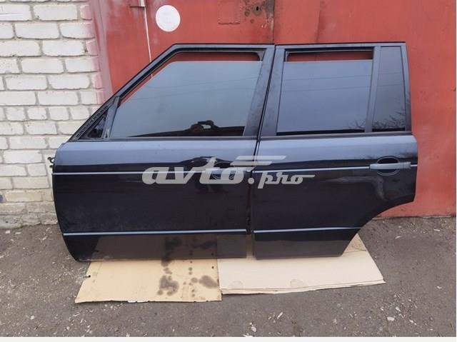 Дверь пассажирская задняя левая LR034203 LAND ROVER