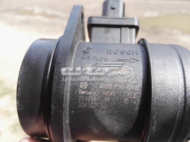 Датчик расхода воздуха LR035726 LAND ROVER