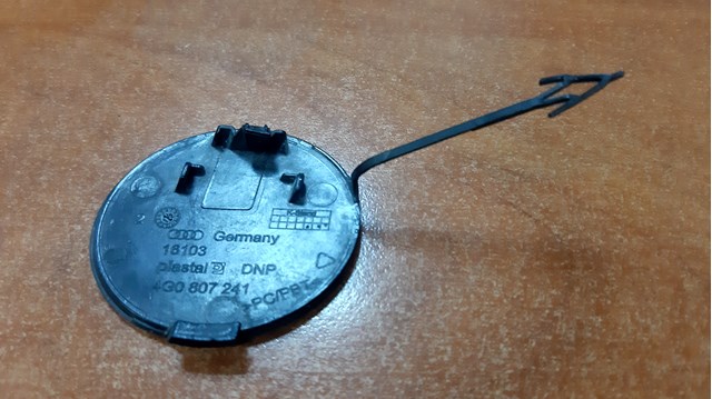 Заглушка бампера буксировочного крюка 4G0807241 VAG