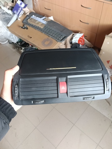 Центральный воздуховод 1Z0820951 VAG