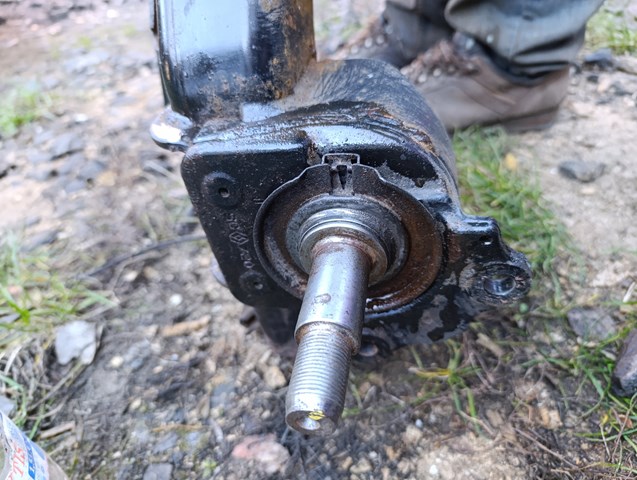 Подрамник задней подвески 7701477077 RENAULT