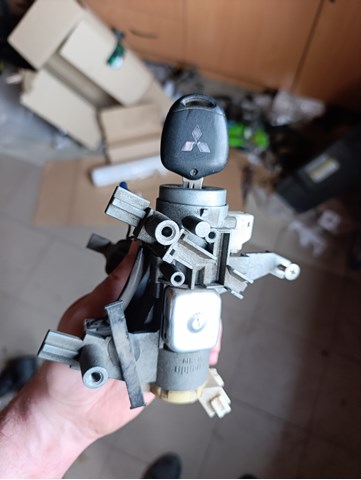 Замок зажигания MR992565 MITSUBISHI
