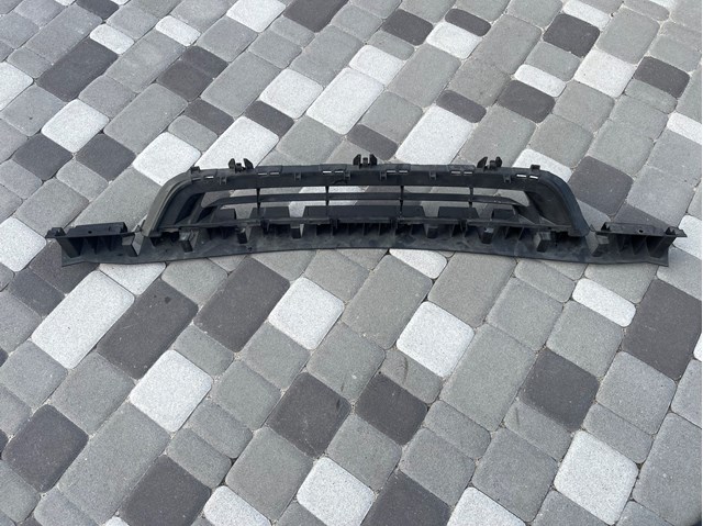 51117296819 Решетка бампера переднего центральная купить Житомир