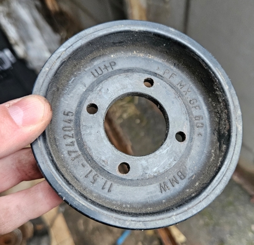Шкив водяной помпы 11511742045 BMW