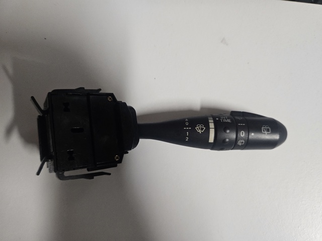 Правый подрулевой переключатель  17D714 MITSUBISHI