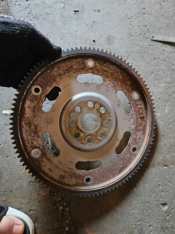 Маховик двигателя 2262069G10 SUZUKI