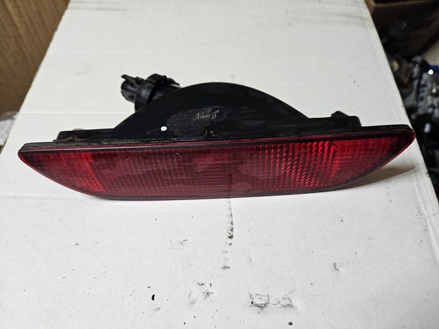 Задняя противотуманка 265809U01A NISSAN