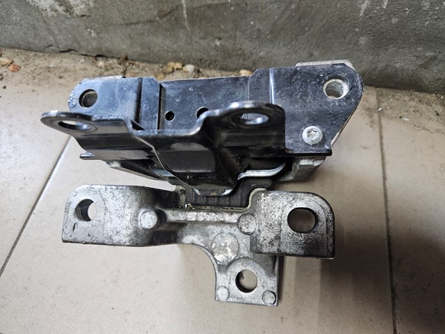 2910A323 MITSUBISHI Левая подушка двигателя купить в Черновцы