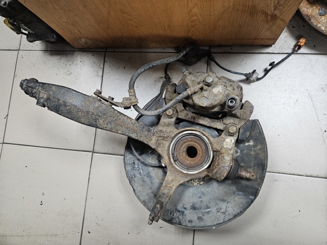 Цапфа передняя левая 51215SDAA02 HONDA