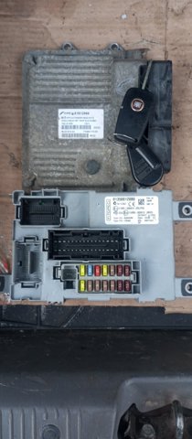 Компьютер двигателя 51812866 FIAT