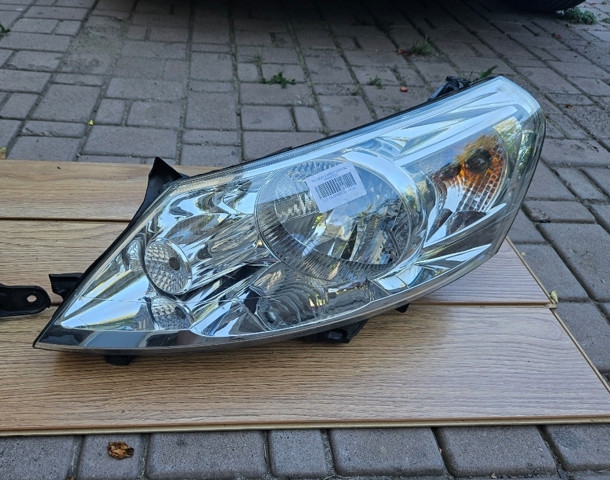 Блок фара левая 6208C5 PEUGEOT