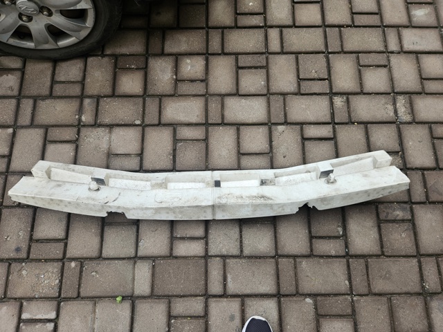 Абсорбер бампера переднего 62090CG000 NISSAN
