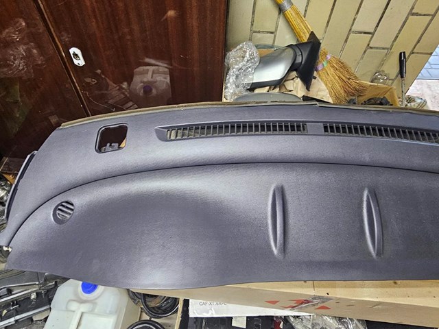 Панель передняя "торпедо", верхняя часть 68101AX702 NISSAN