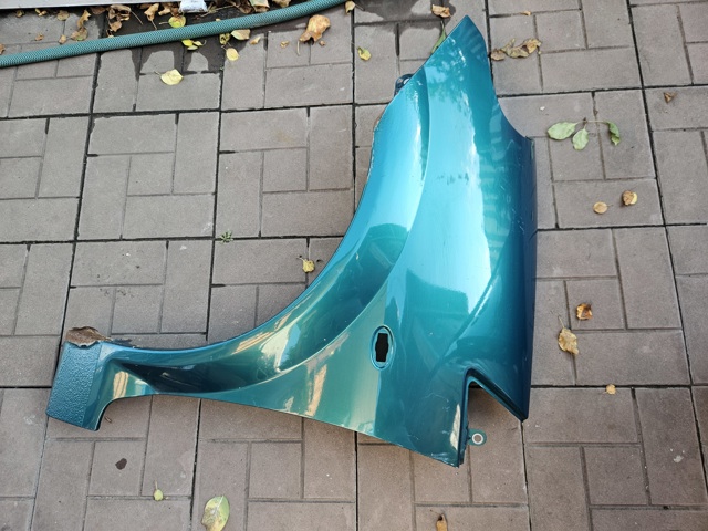 Переднее левое крыло 7840N2 PEUGEOT