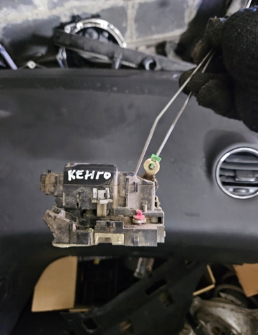 8200727508 RENAULT Замок водительской двери купить в Николаев