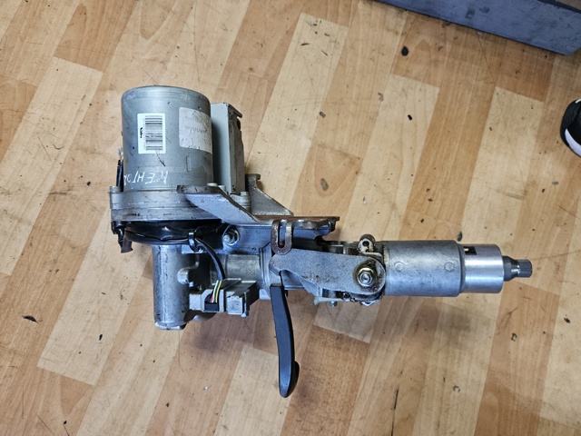 Колонка рулевая 8201558590 RENAULT