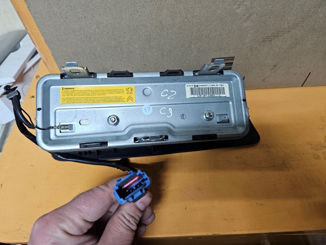 8216Y4 Подушка безопасности (AIRBAG) пассажирская купить Винница