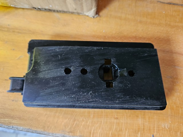 VAG 8W0804647 Защита двигателя в наличии Чернигов