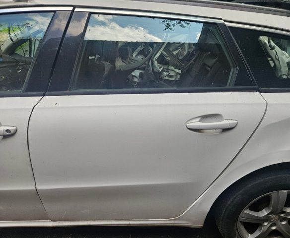 Дверь пассажирская задняя левая 9006S7 PEUGEOT